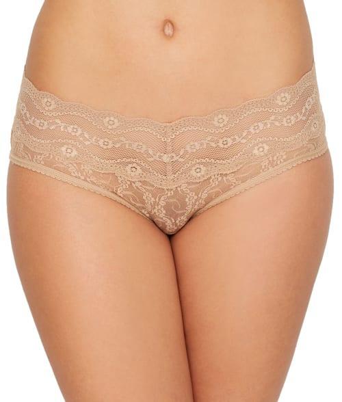 b.temptd by Wacoal Womens Lace Kiss Hipster Underwear 978282 Product Image