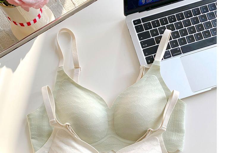 Wireless Lace Bra Product Image