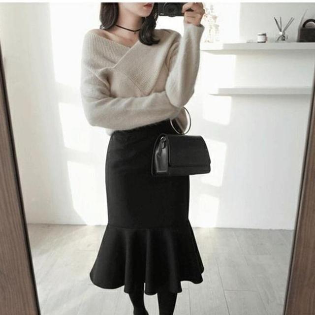 Off-Shoulder Long-Sleeve Plain Sweater Product Image