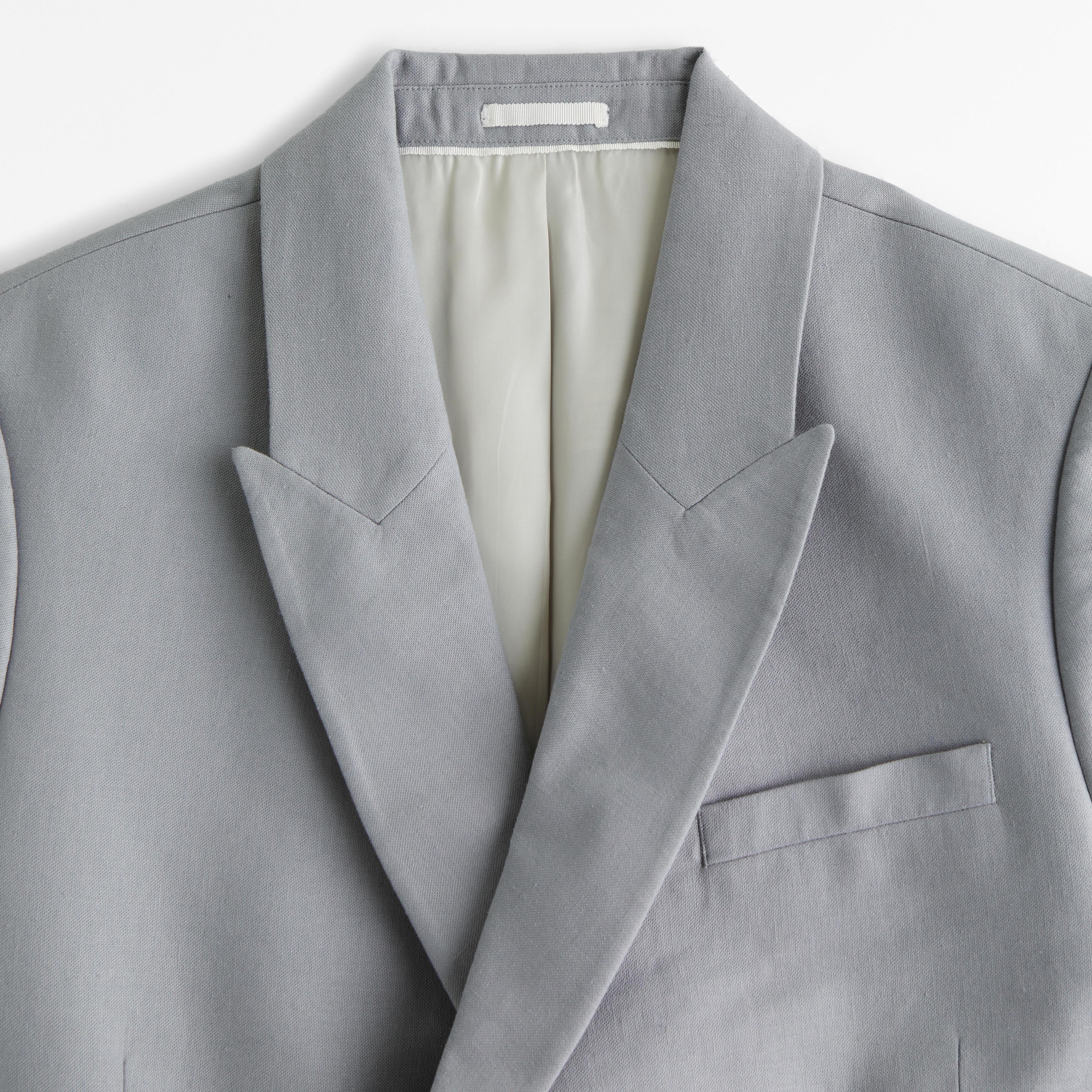 The A&F Collins Tailored Double-Breasted Blazer Product Image