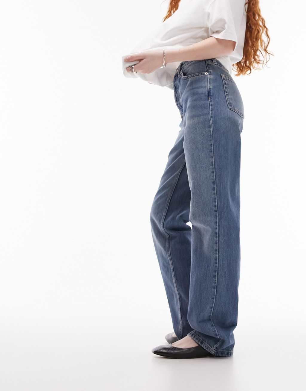 Topshop straight Kort jeans in mid blue  Product Image