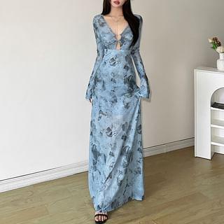 Long-Sleeve V-Neck Cutout Maxi A-Line Dress Product Image