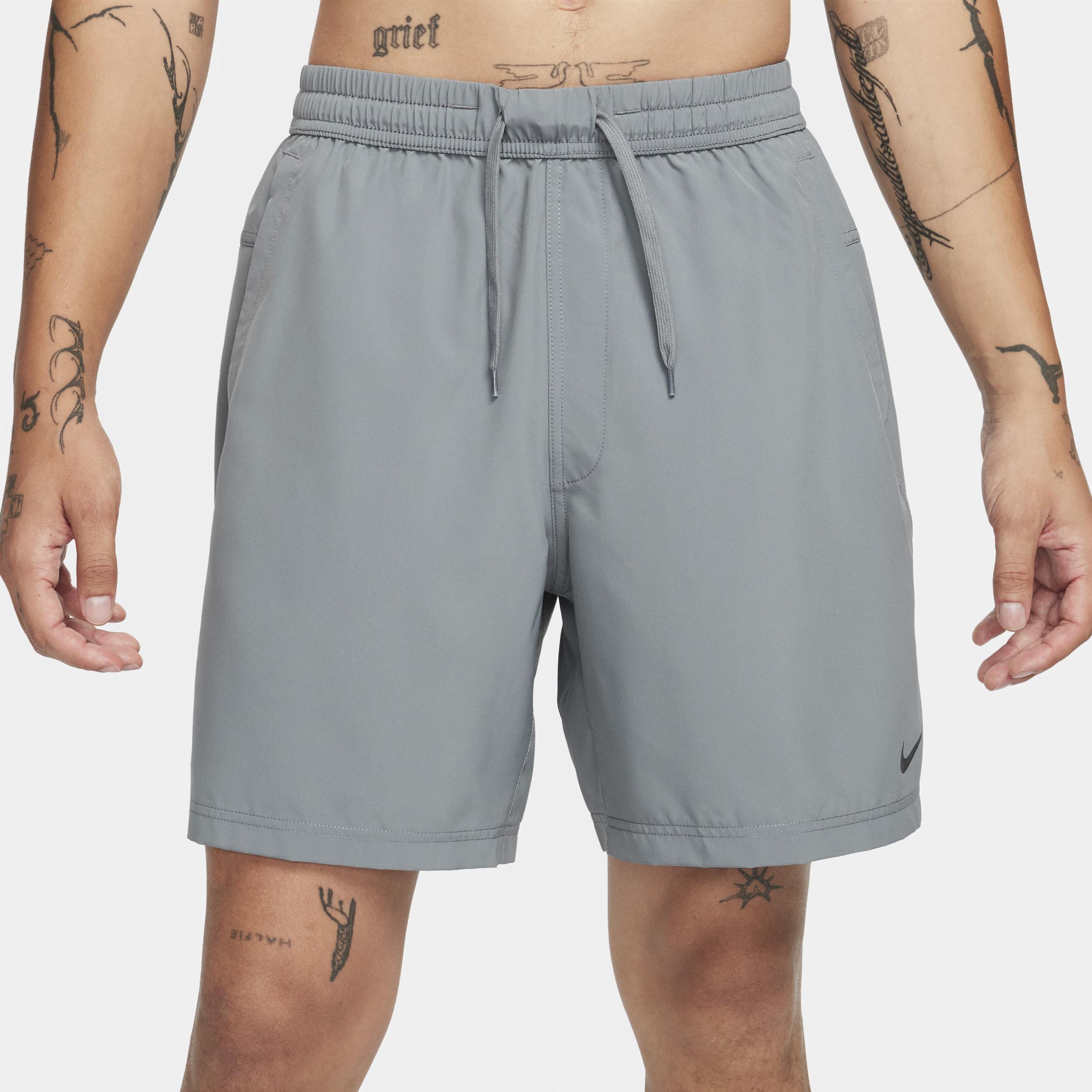 Nike Men's Form Dri-FIT 7" Unlined Versatile Shorts Product Image