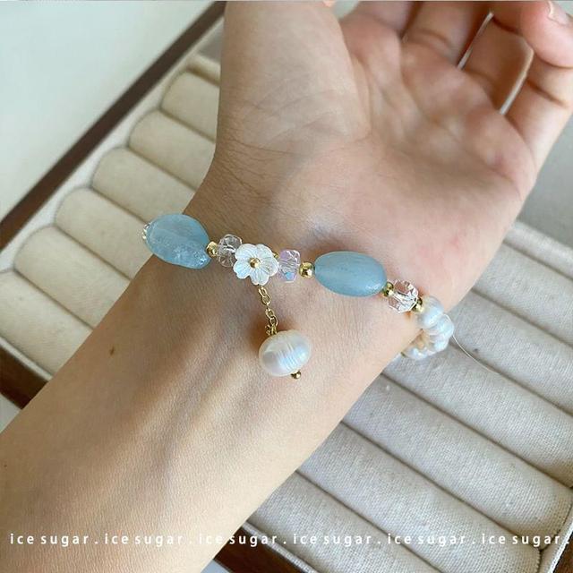 Flower Beaded Bracelet Product Image