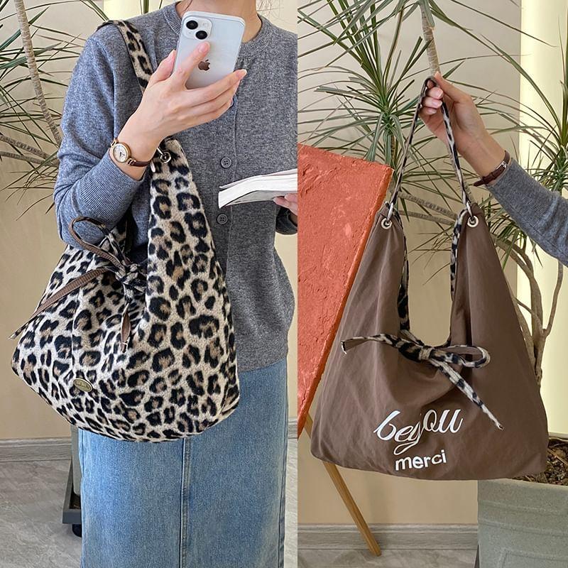 Reversible Leopard Print Tote Bag Product Image