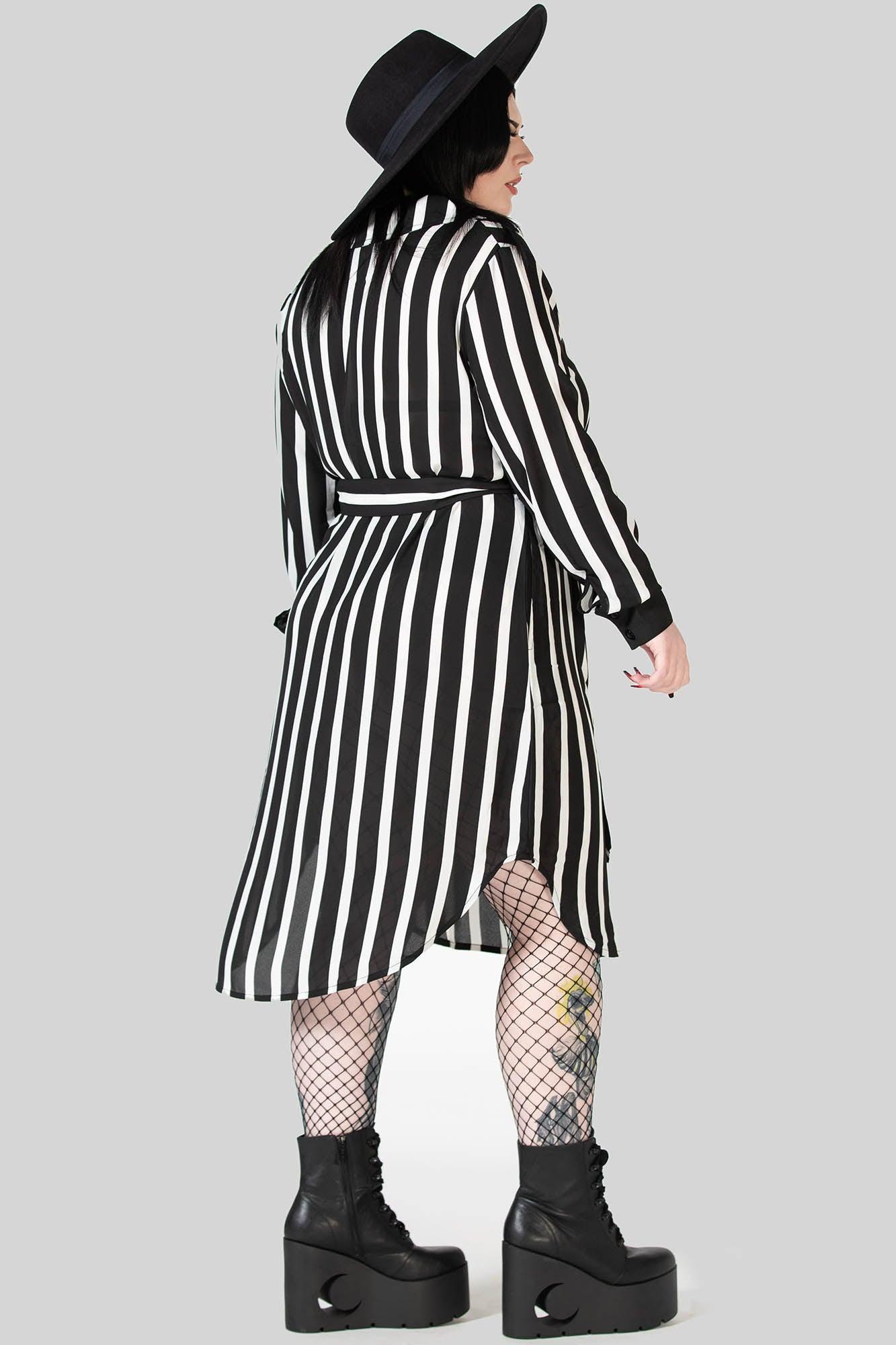 Zita's Ruins Shirt Dress [PLUS] Female Product Image