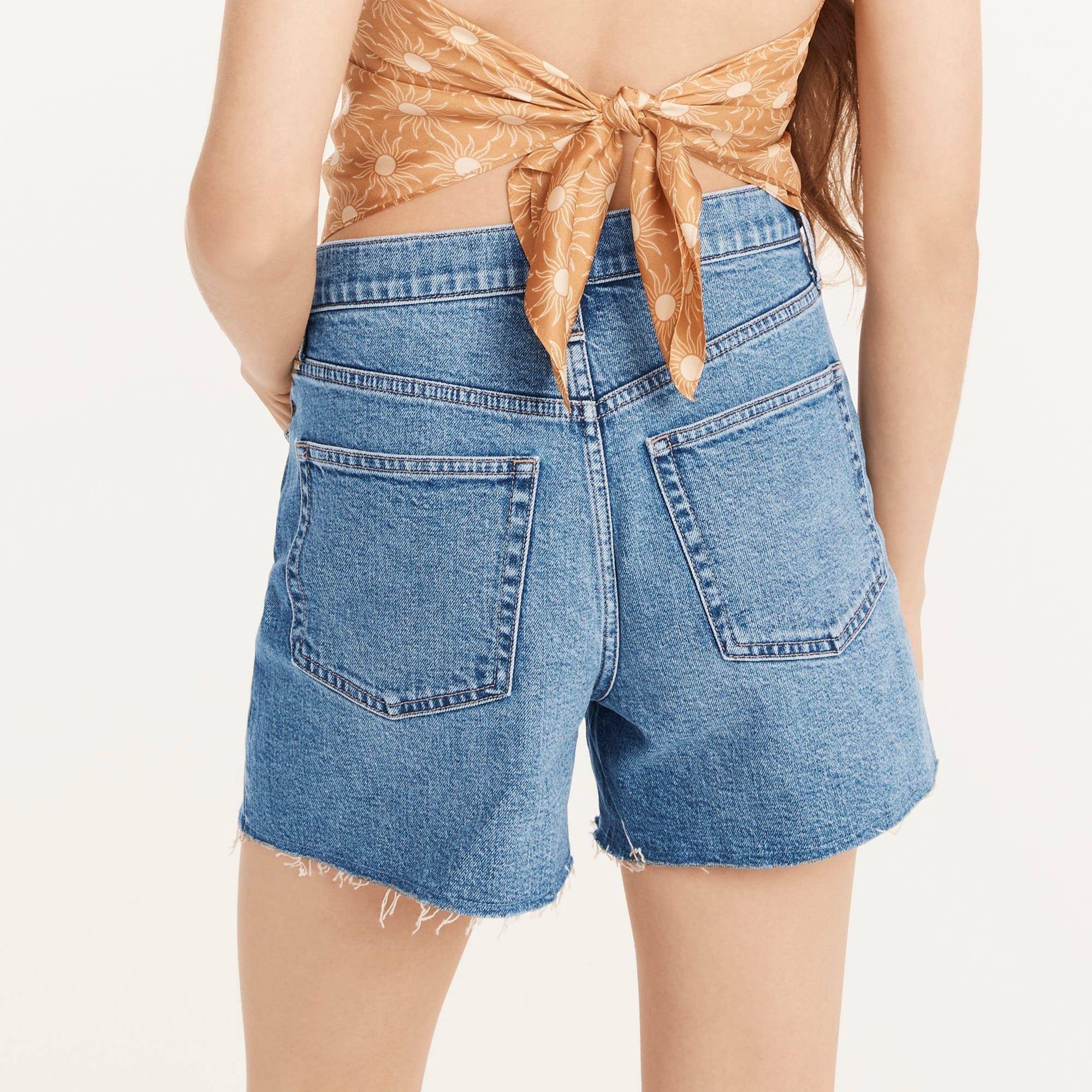 High-rise denim short in Juniper wash Product Image