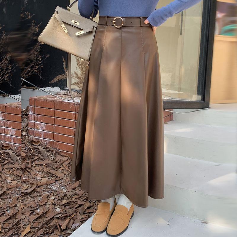 Plus Size High Rise Plain Inverted Pleated Faux Leather Maxi A-Line Skirt Product Image