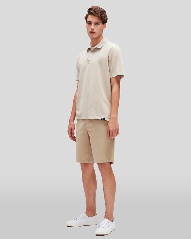 Weightless Chino Short in Arizona Male Product Image