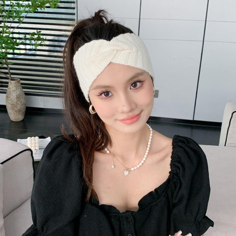 Jacquard Knot Knit Headband Product Image