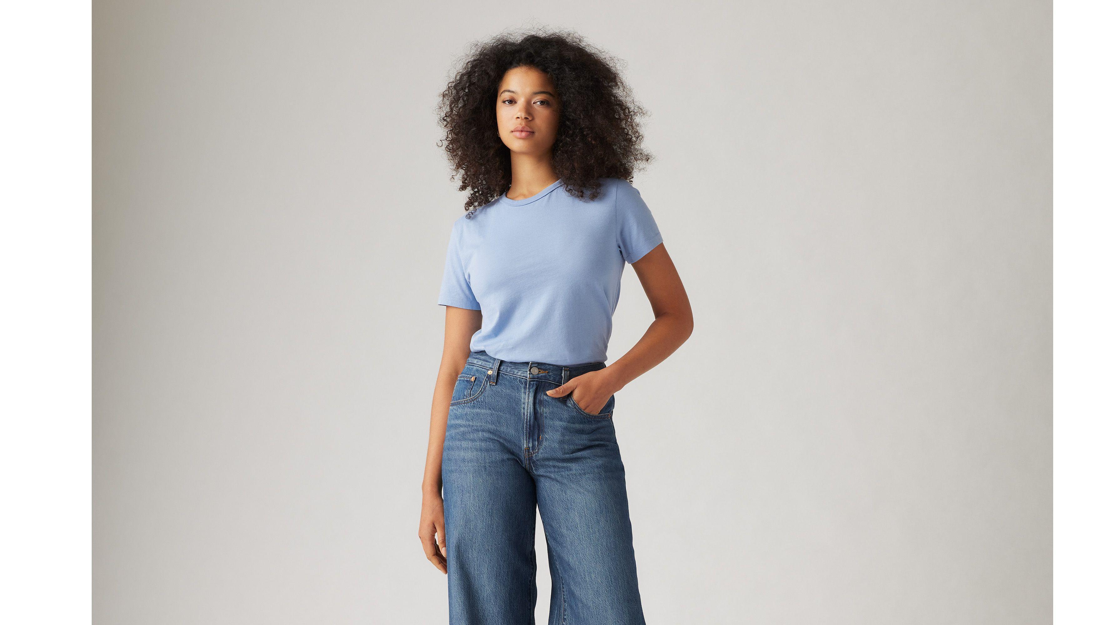 Levi's T-Shirt - Women's Product Image