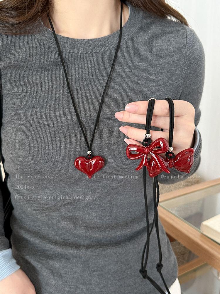 Bow Necklace / Heart Necklace Product Image