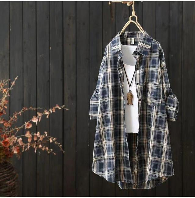 Long Sleeve Collared Plaid Shirt Product Image