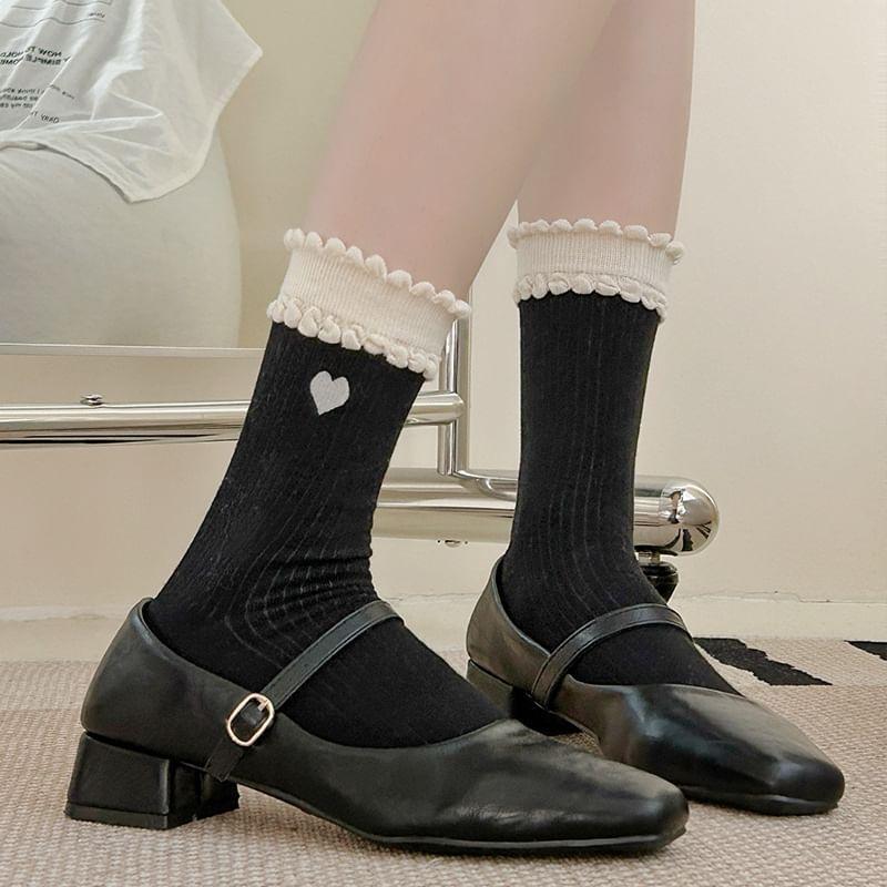 Heart Embroidery Frill Trim Crew Socks / Set Product Image