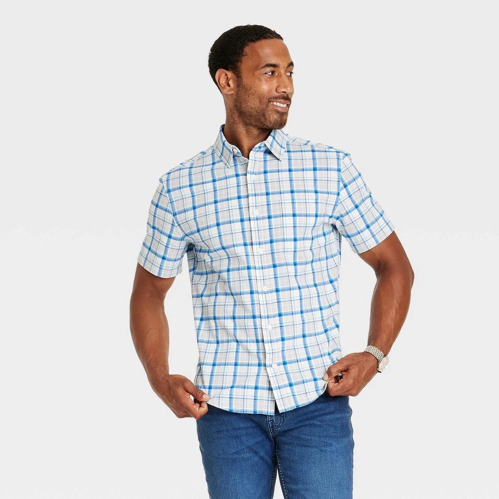 Mens Regular Fit Short Sleeve Button-Down Shirt - Goodfellow & Co Light Blue XXL Product Image