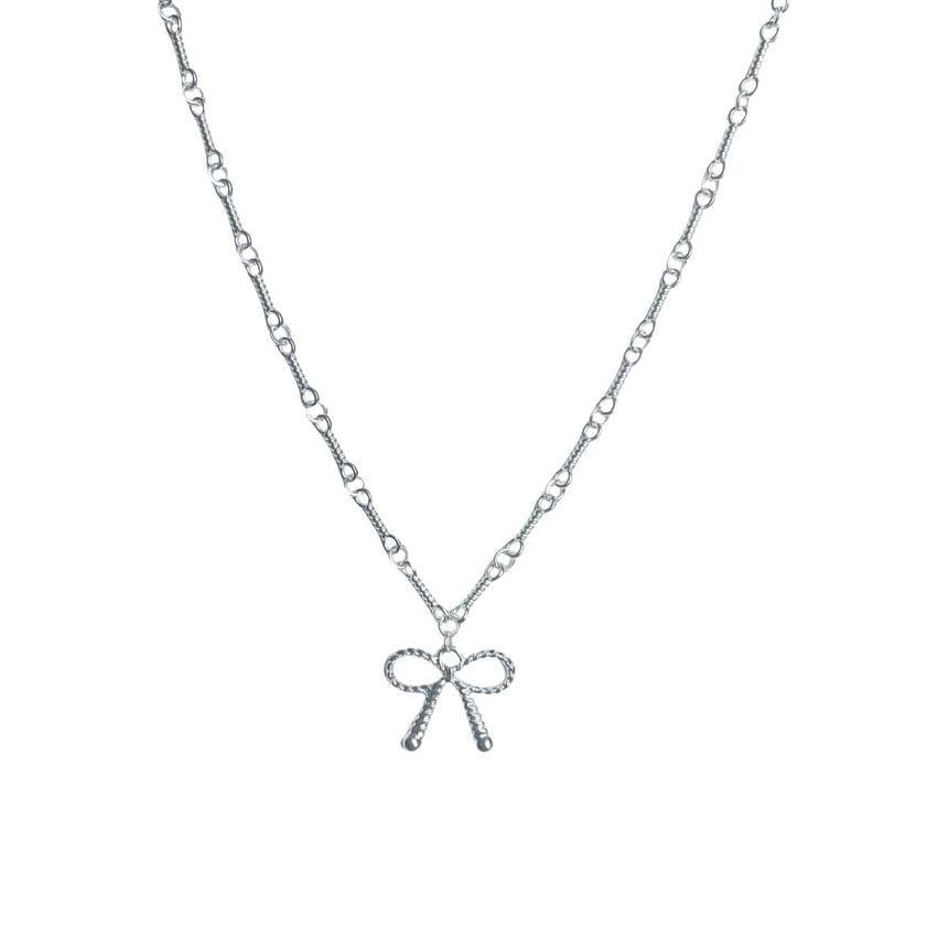 Ribbon Necklace Product Image