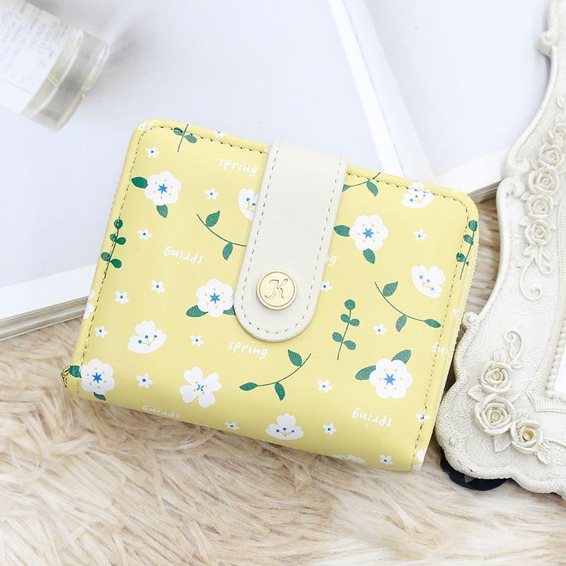 Floral Faux Leather Short Wallet Product Image