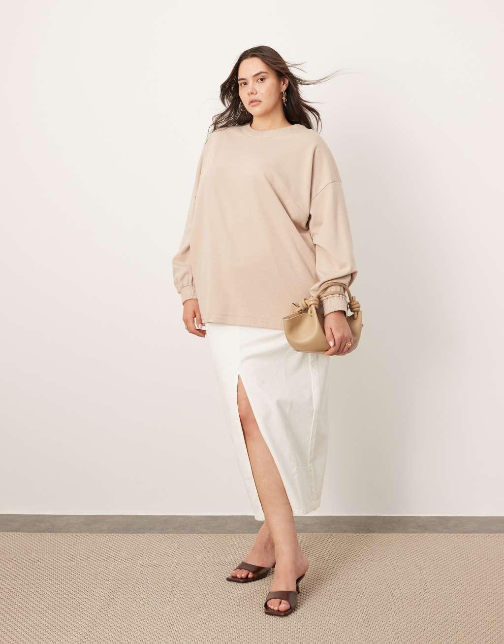 ASOS EDITION Curve premium longline top in textured jersey in mocha Product Image