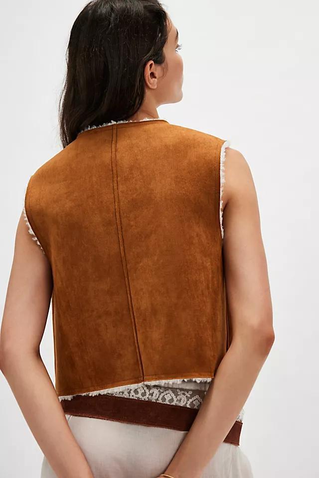 Travelers Suede Vest Product Image