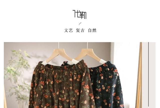 Elastic Waist Floral Corduroy Midi A-Line Skirt Product Image