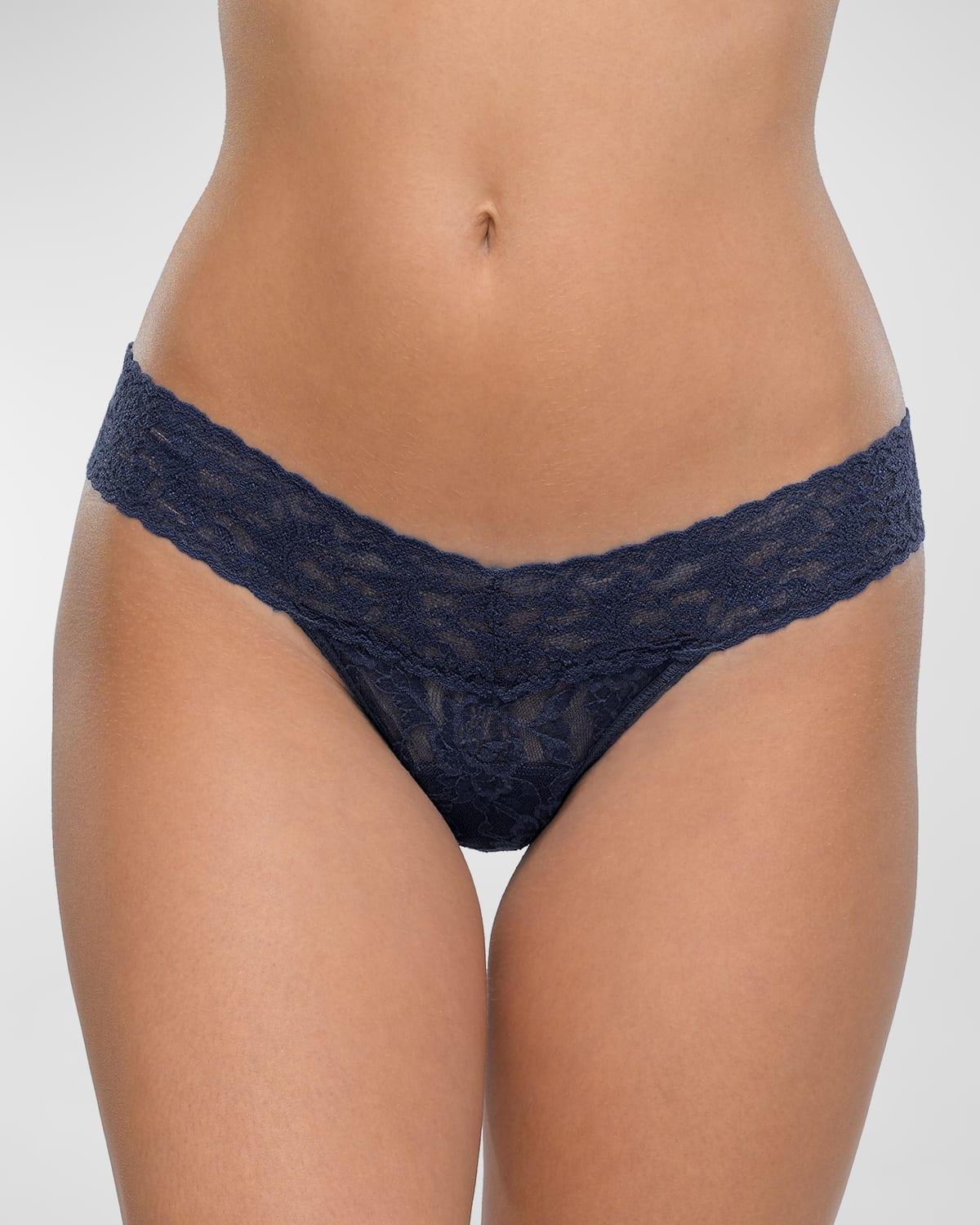 Signature Lace Low-Rise Thong Product Image