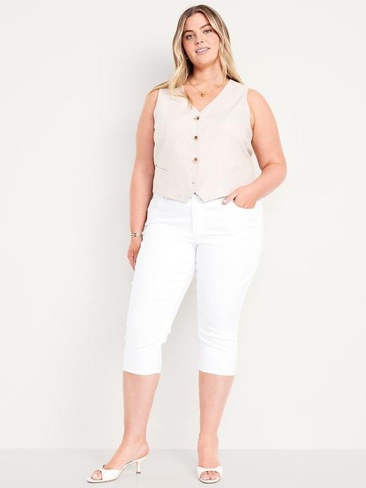 Mid-Rise Wow Capri Jeans Product Image