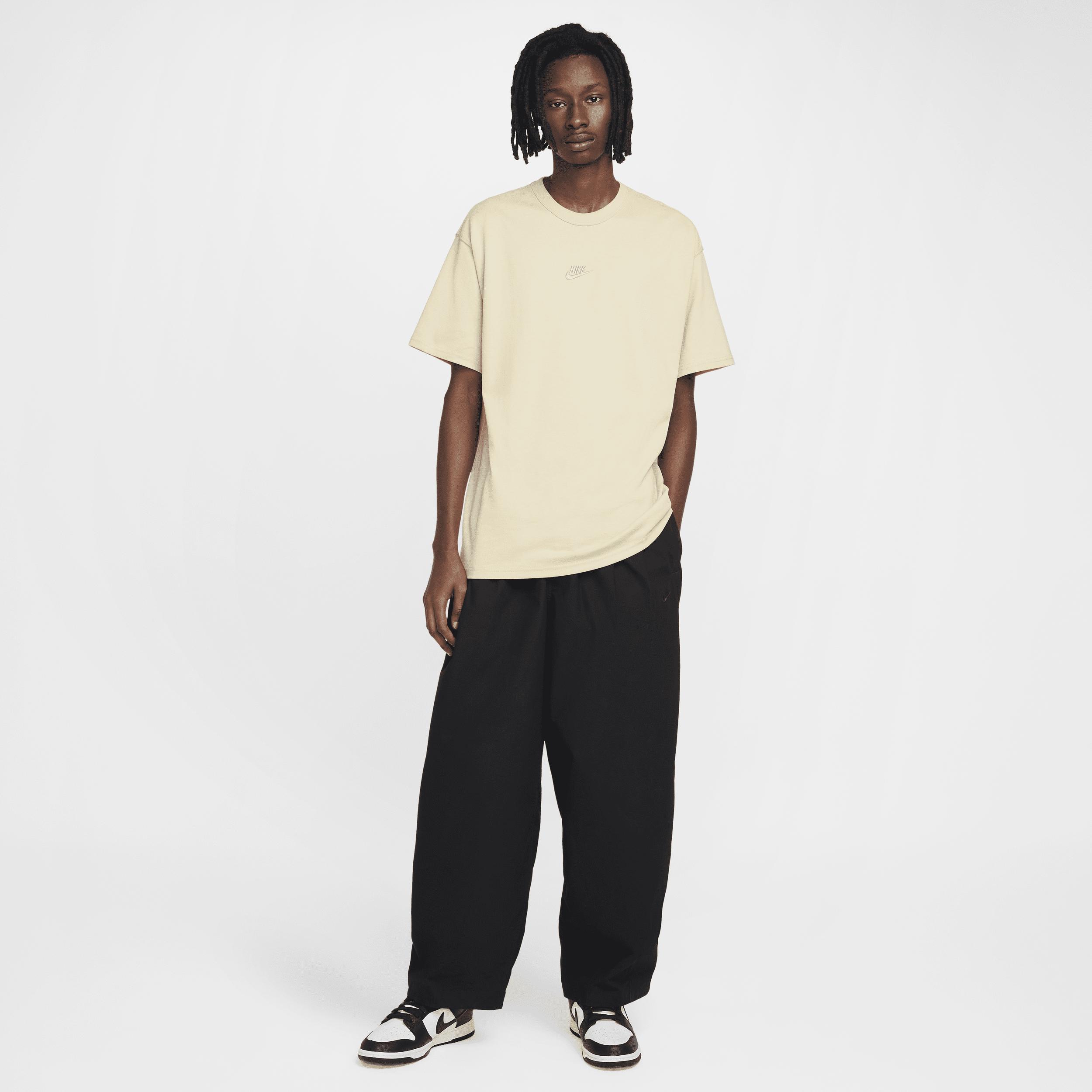 Men's Nike Sportswear Premium Essentials T-Shirt Product Image