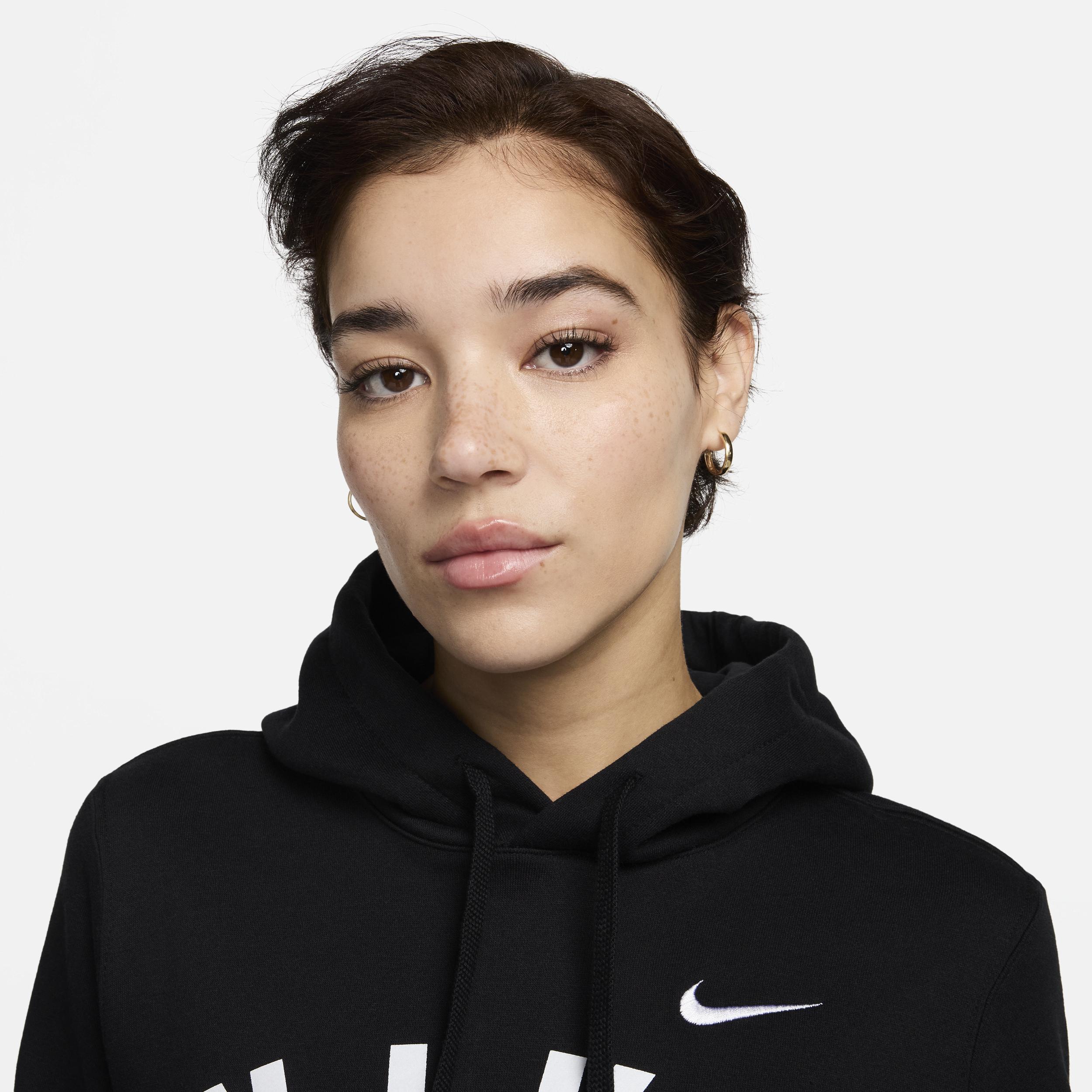 Nike Women's Wrestling Pullover Hoodie Product Image