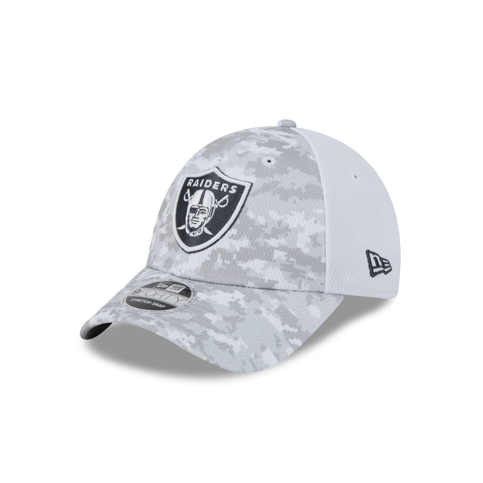 Las Vegas Raiders 2024 Salute to Service 9FORTY Stretch-Snap Hat Male Product Image