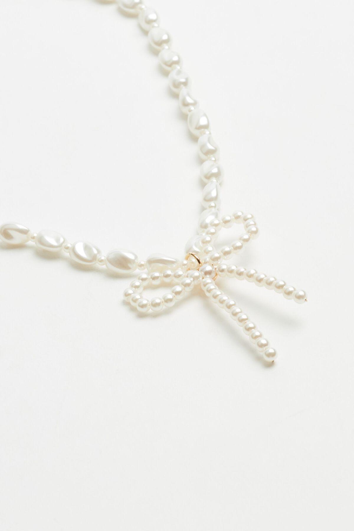 Bow Pearl Necklace Product Image