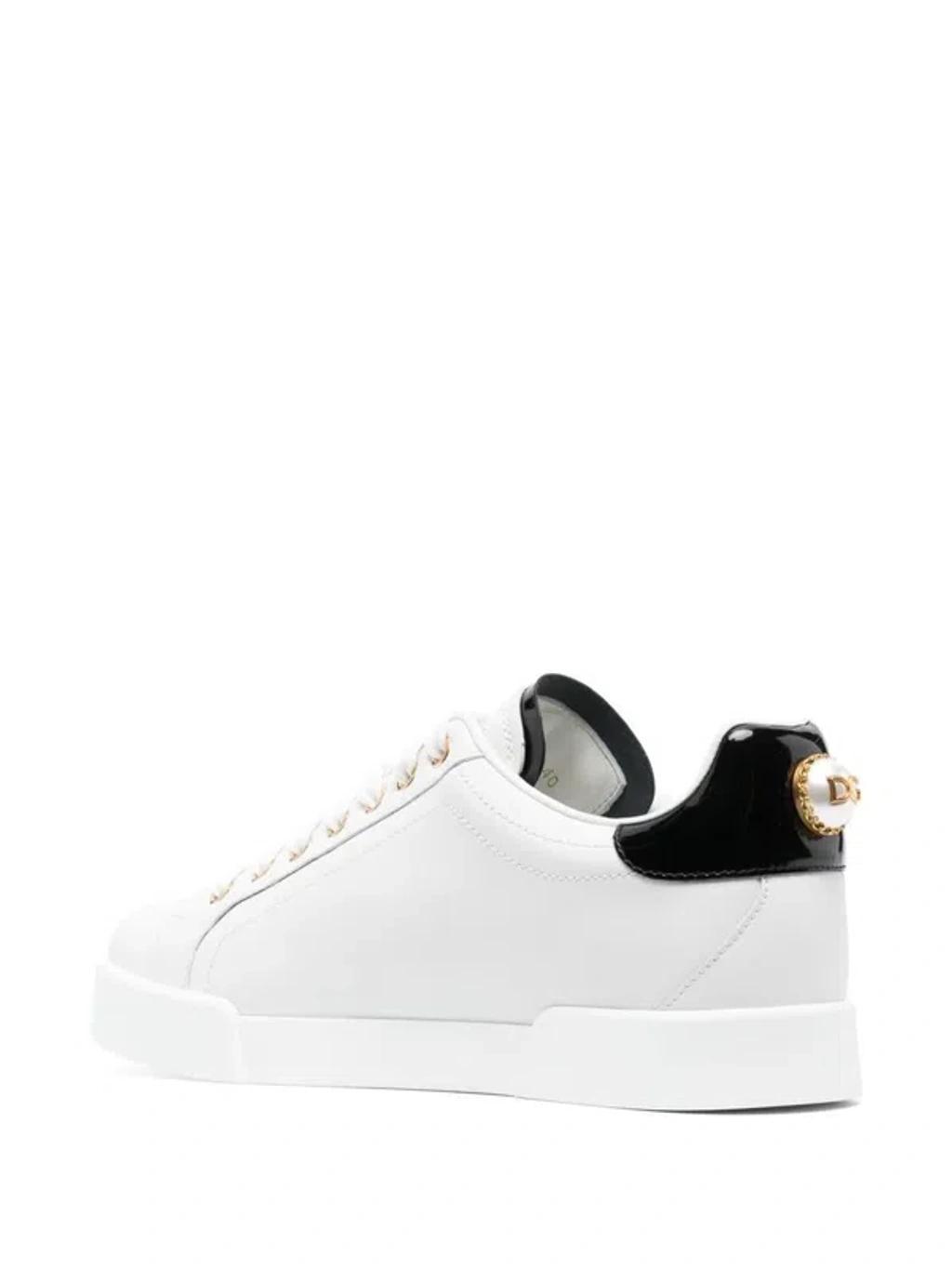 Sneakers In White Product Image