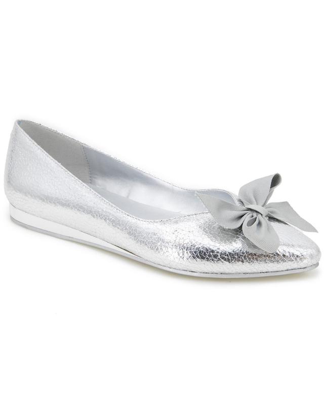 Kenneth Cole Reaction Womens Lily Bow Ballet Flats Product Image