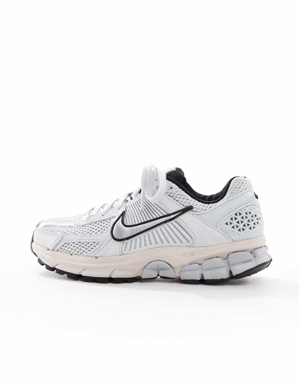 Nike Zoom Vomero 5 sneakers in pure platinum Product Image