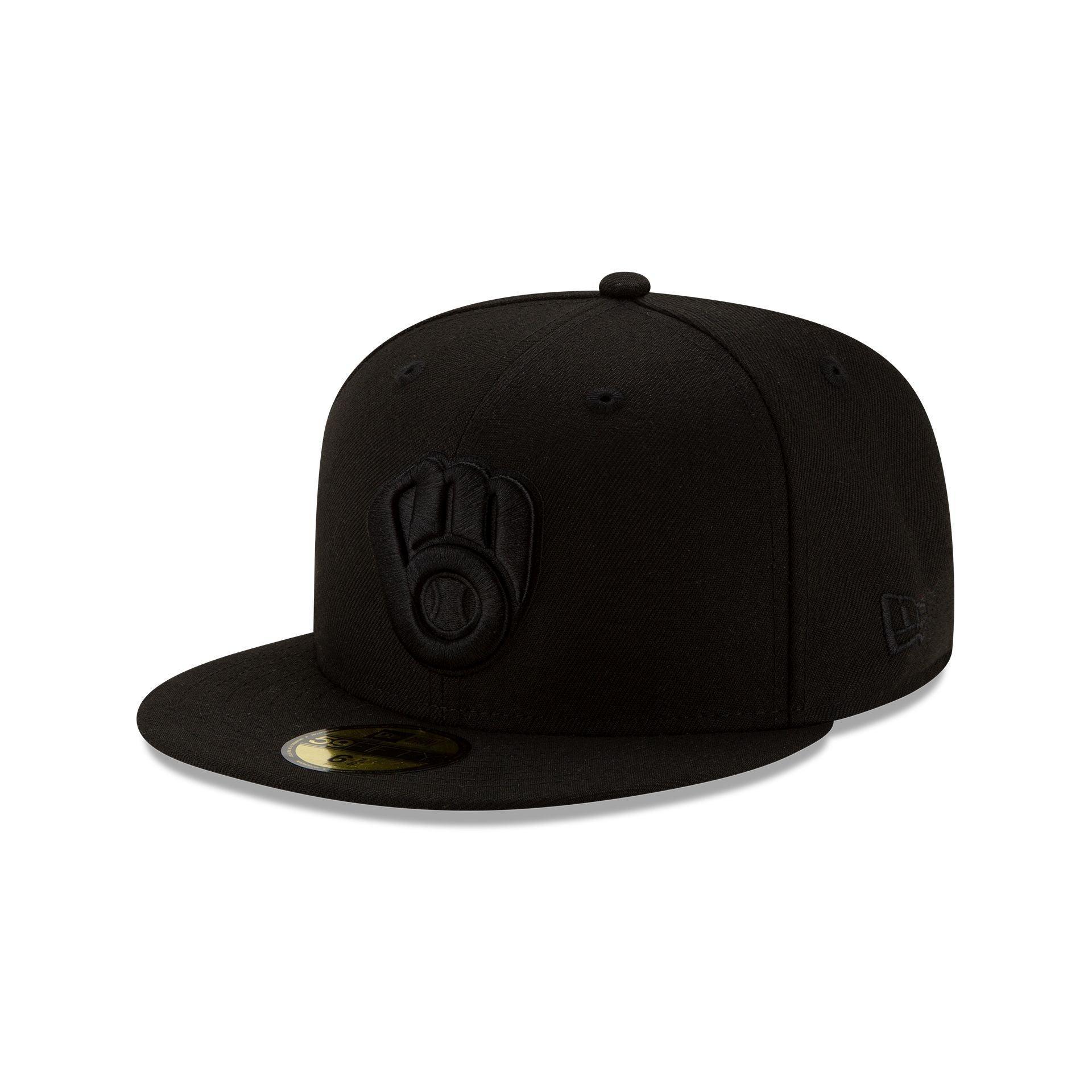 Milwaukee Brewers Black on Black 59FIFTY Fitted Hat Male Product Image