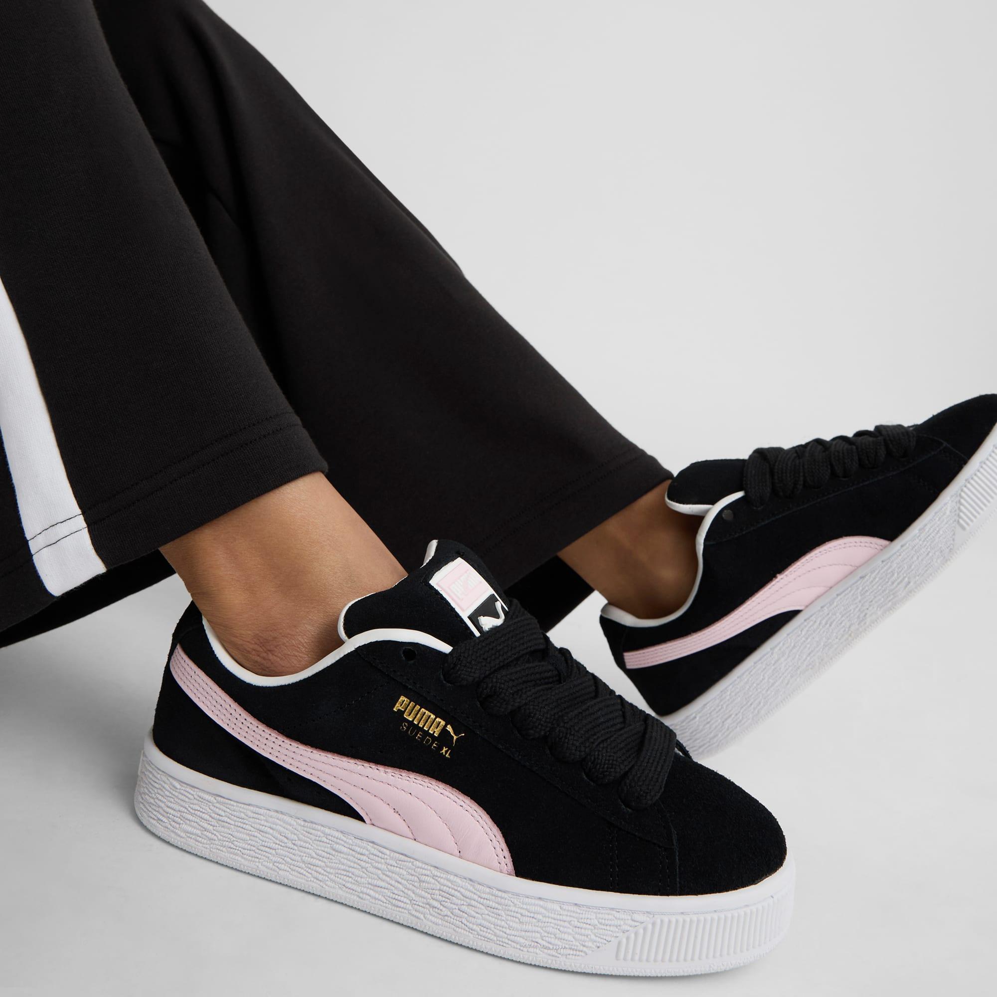 Suede XL Women's Sneakers Product Image