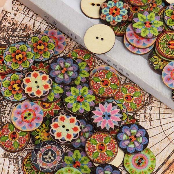 About 100Pcs Multi-Color Printed Round Buttons Product Image