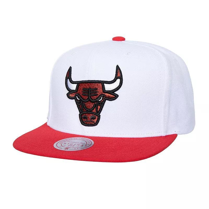 Mens Mitchell & Ness Chicago Bulls Soul Logo Shine 2-Tone Snapback Hat Product Image