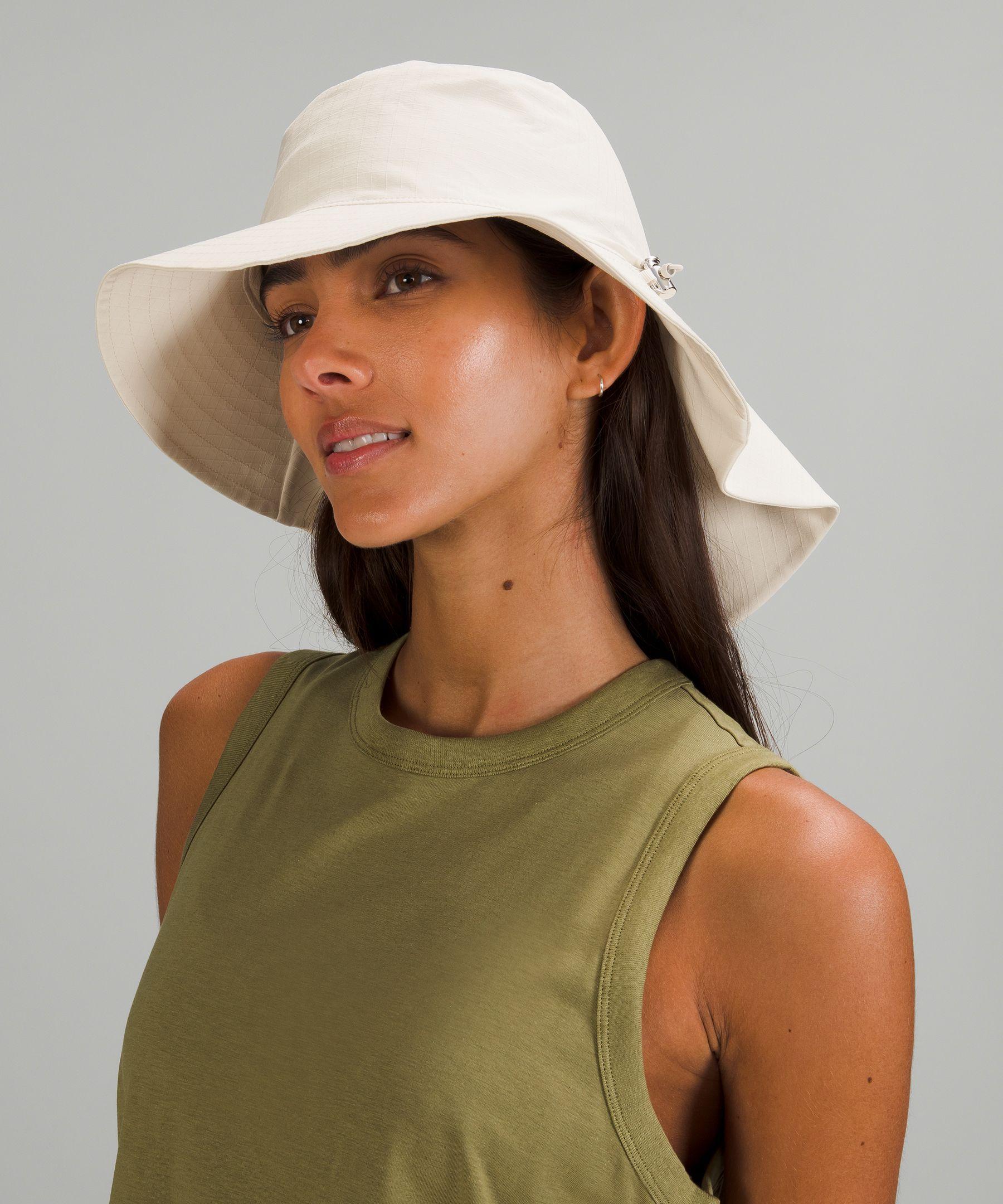 Women's Cinchable Wide Brim Bucket Hat product image