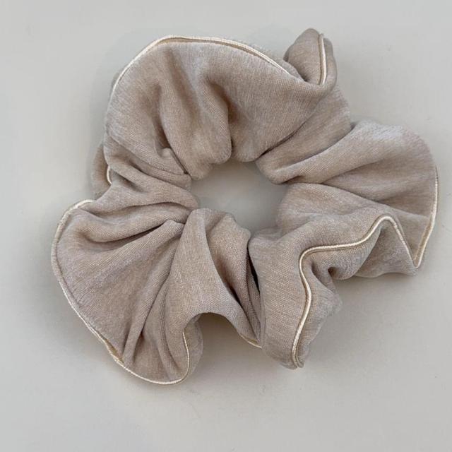 Plain Velvet Scrunchie Product Image