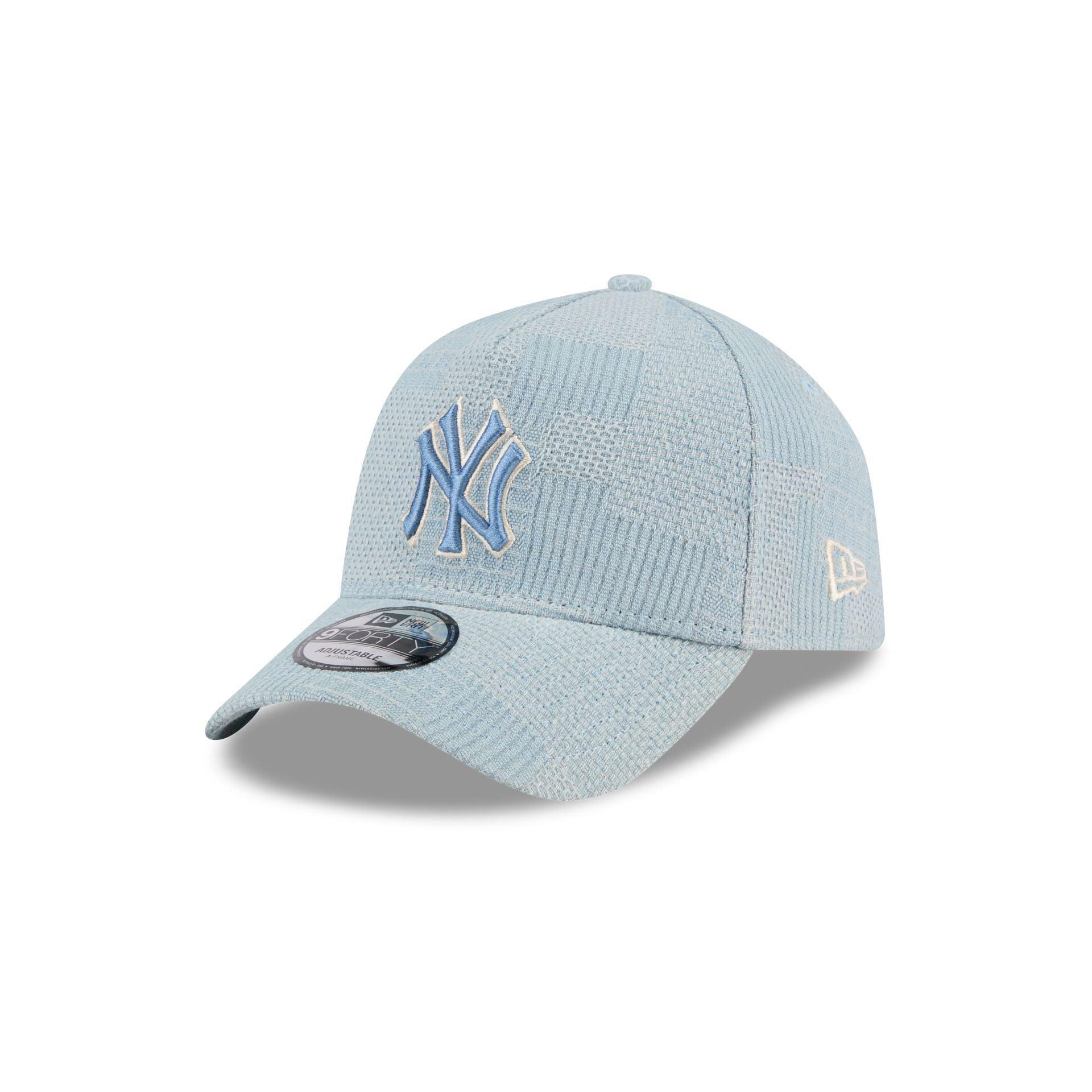 New York Yankees Logo Essentials Denim 9FORTY A-Frame Snapback Hat Male Product Image