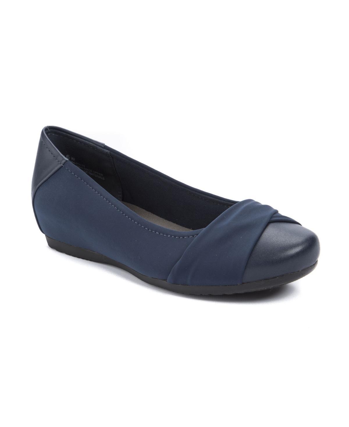 Womens Baretraps Mitsy Casual Flats Product Image