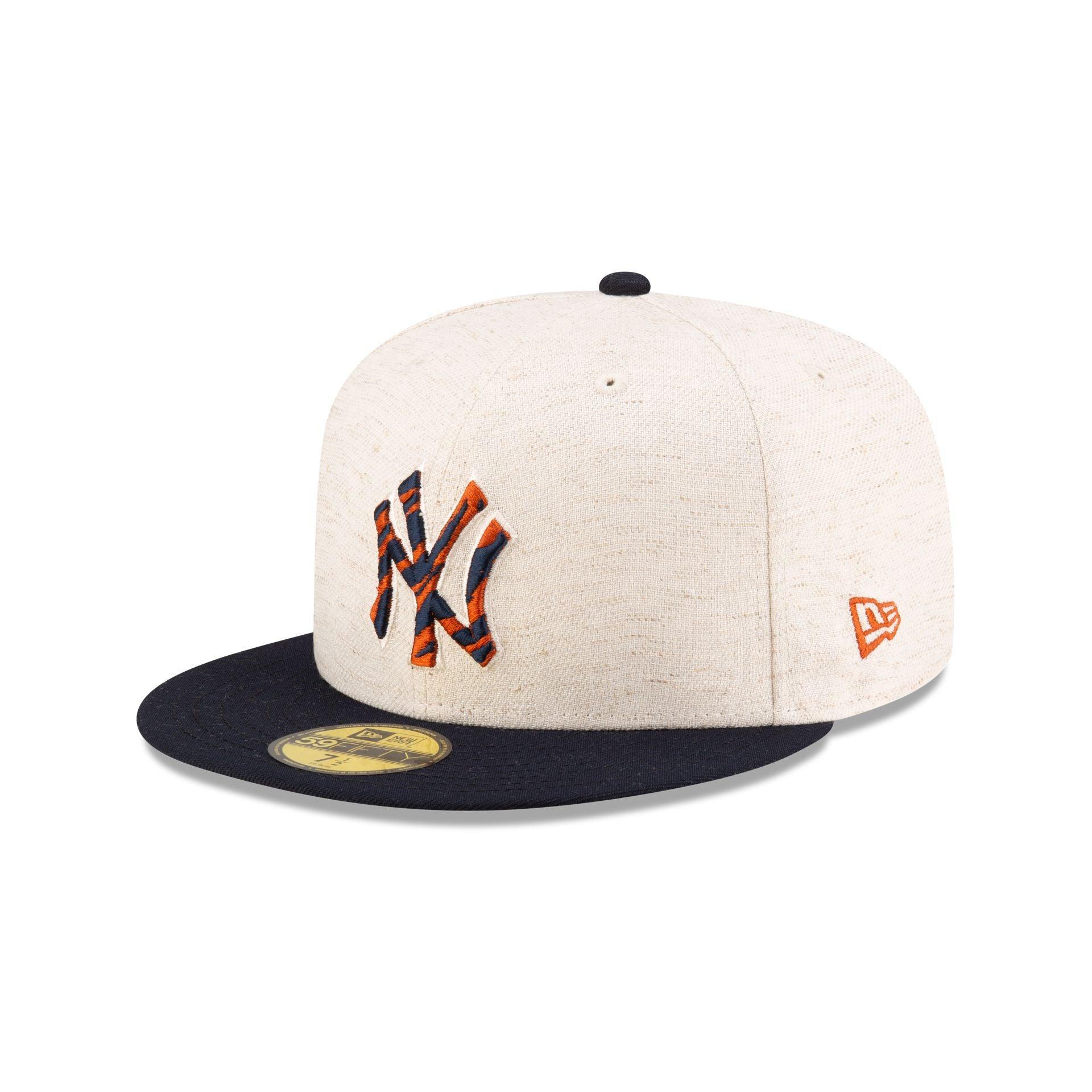 Just Caps Animal Fill New York Yankees 59FIFTY Fitted Hat Male Product Image