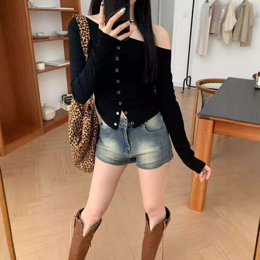 Long Sleeve Cold-Shoulder Plain Button-Up Slim-Fit Crop Top Product Image