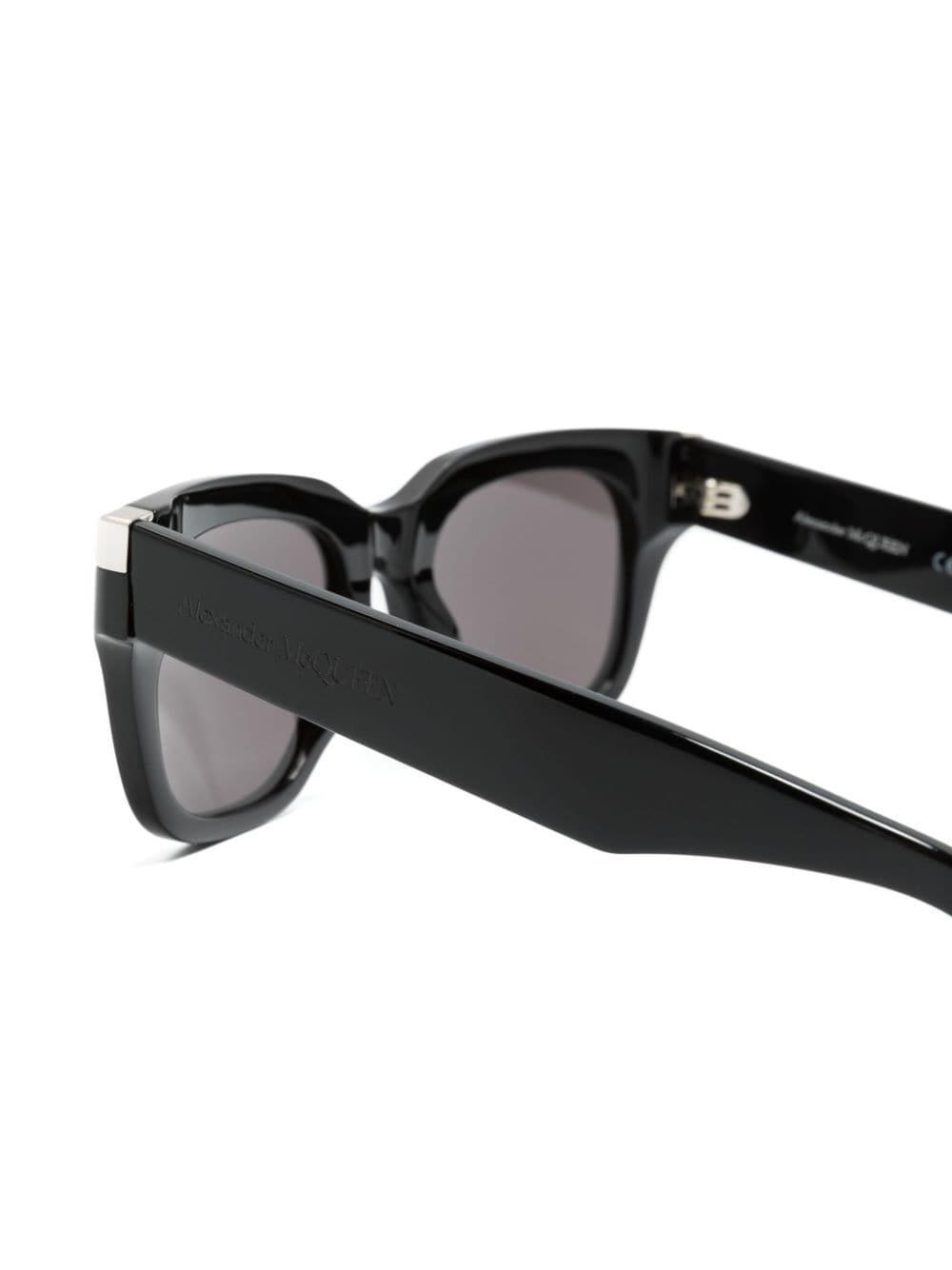 Logo-engraved Cat-eye Sunglasses In Black Product Image