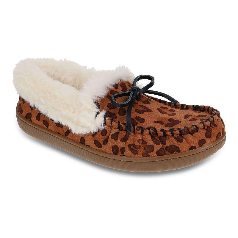 Izod Womens Moccasin Slippers Product Image