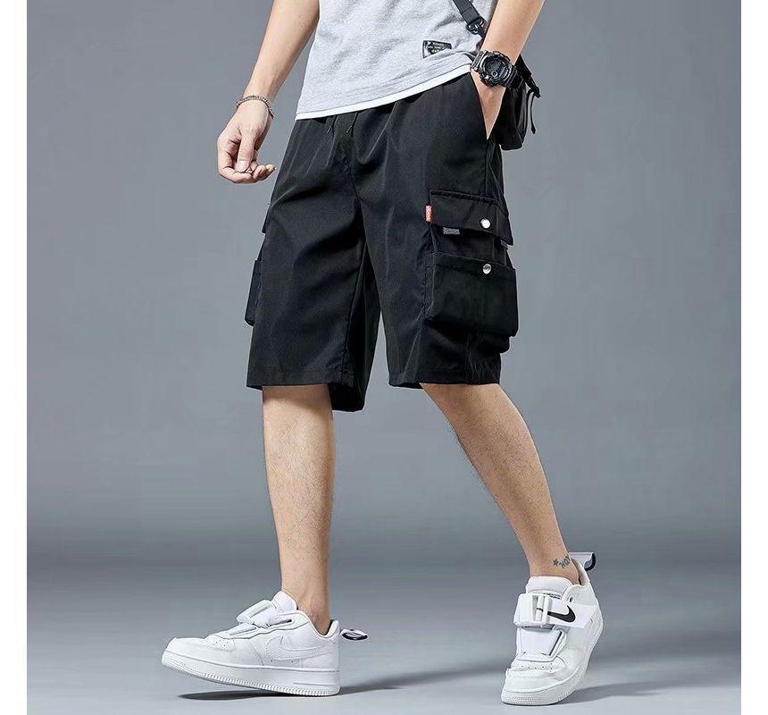 Mid Rise Plain Cargo Shorts Product Image