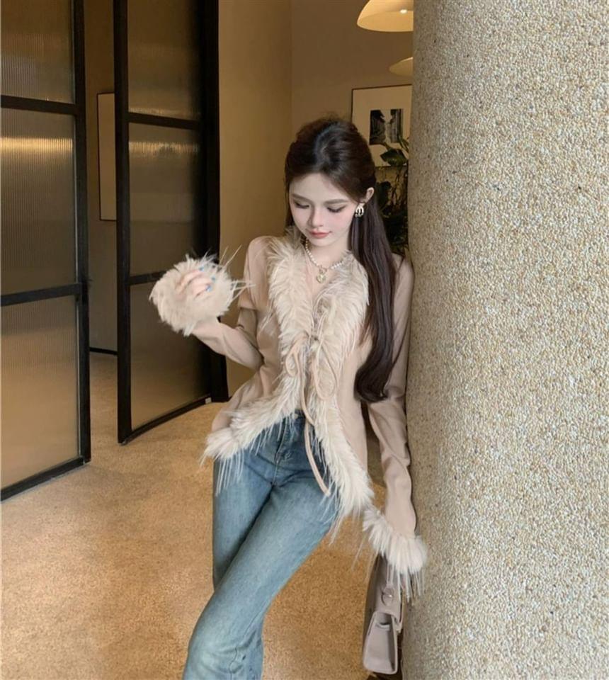 V-Neck Plain Fluffy Trim Cropped Cardigan Product Image