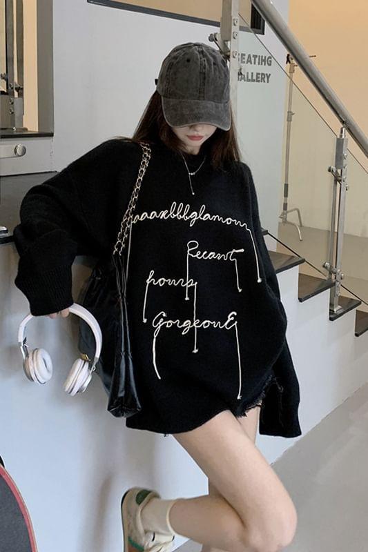 Long Sleeve Lettering Print Loose-Fit Sweater Product Image