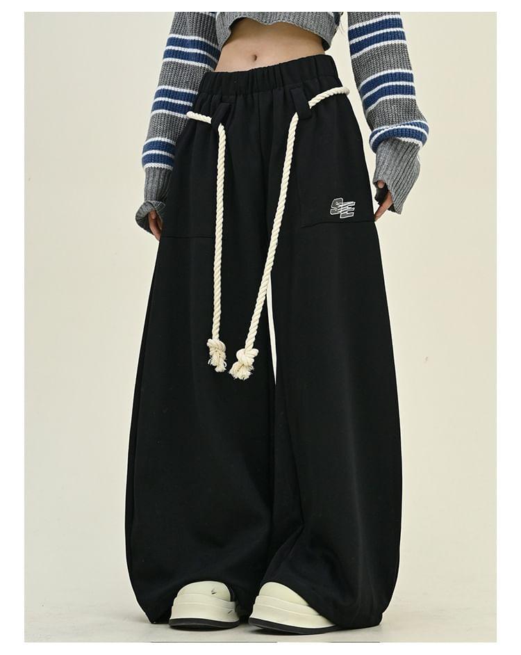 Drawstring Waist Lettering Wide Leg Sweatpants Product Image