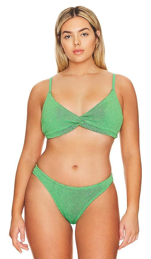 Good American Always Fits Sculpt Twist Bra in Green. Product Image